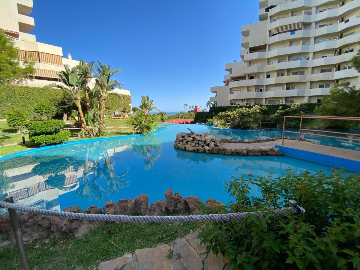 Modern Sea View Studio In Benal Beach Benalmádena Eksteriør bilde