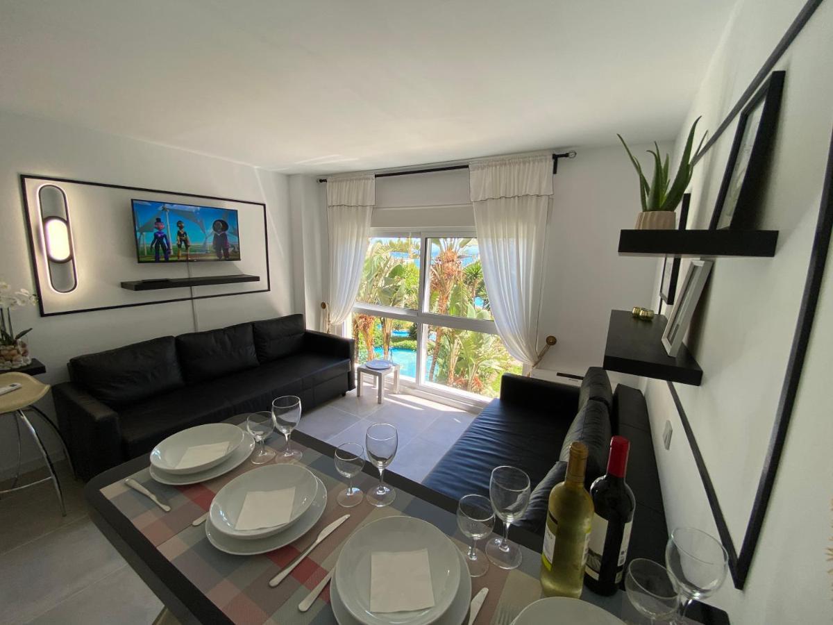 Modern Sea View Studio In Benal Beach Benalmádena Eksteriør bilde