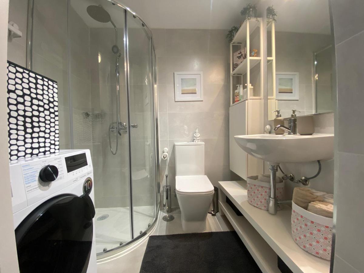 Modern Sea View Studio In Benal Beach Benalmádena Eksteriør bilde