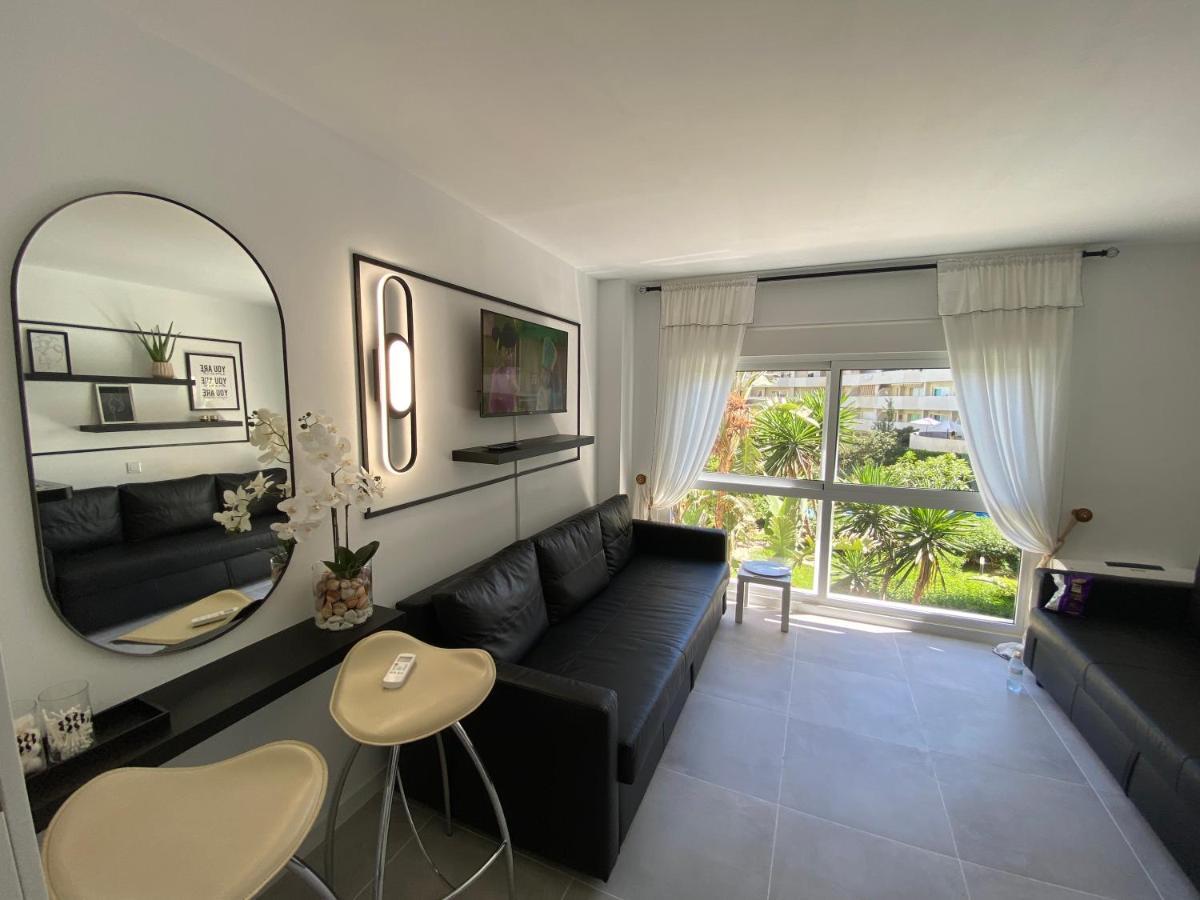 Modern Sea View Studio In Benal Beach Benalmádena Eksteriør bilde