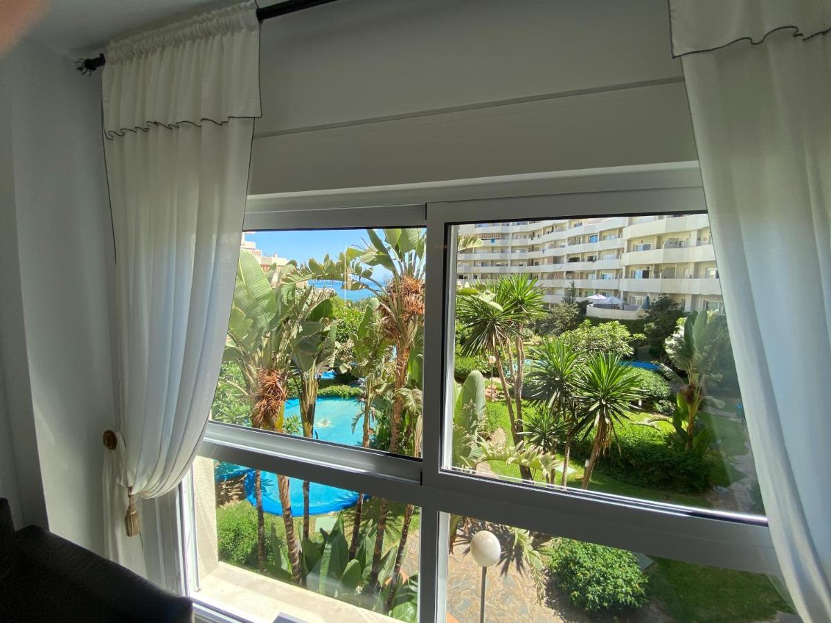 Modern Sea View Studio In Benal Beach Benalmádena Eksteriør bilde